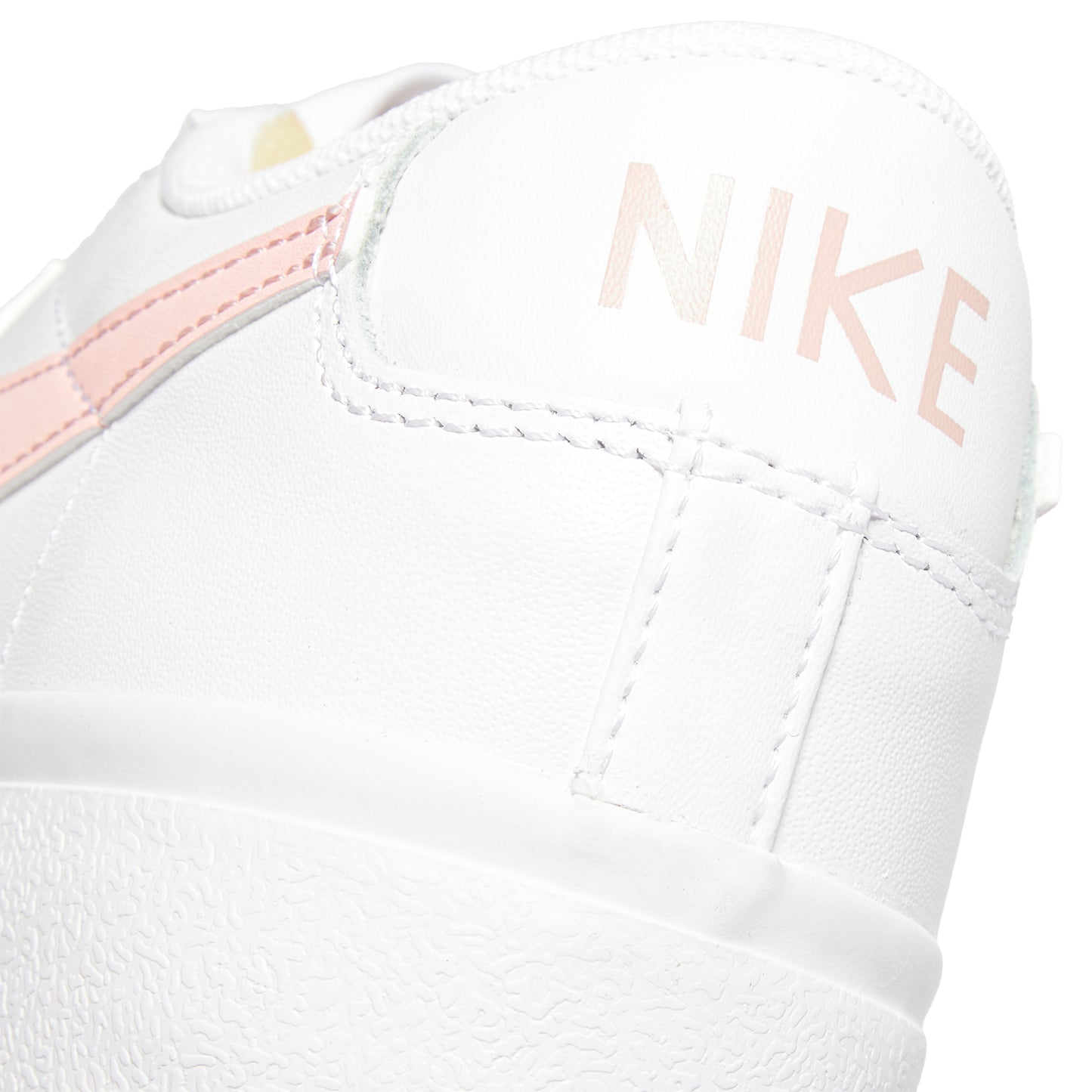 Nike Womens Blazer Low Platform (White/Pink Glaze/Summit White/Black)