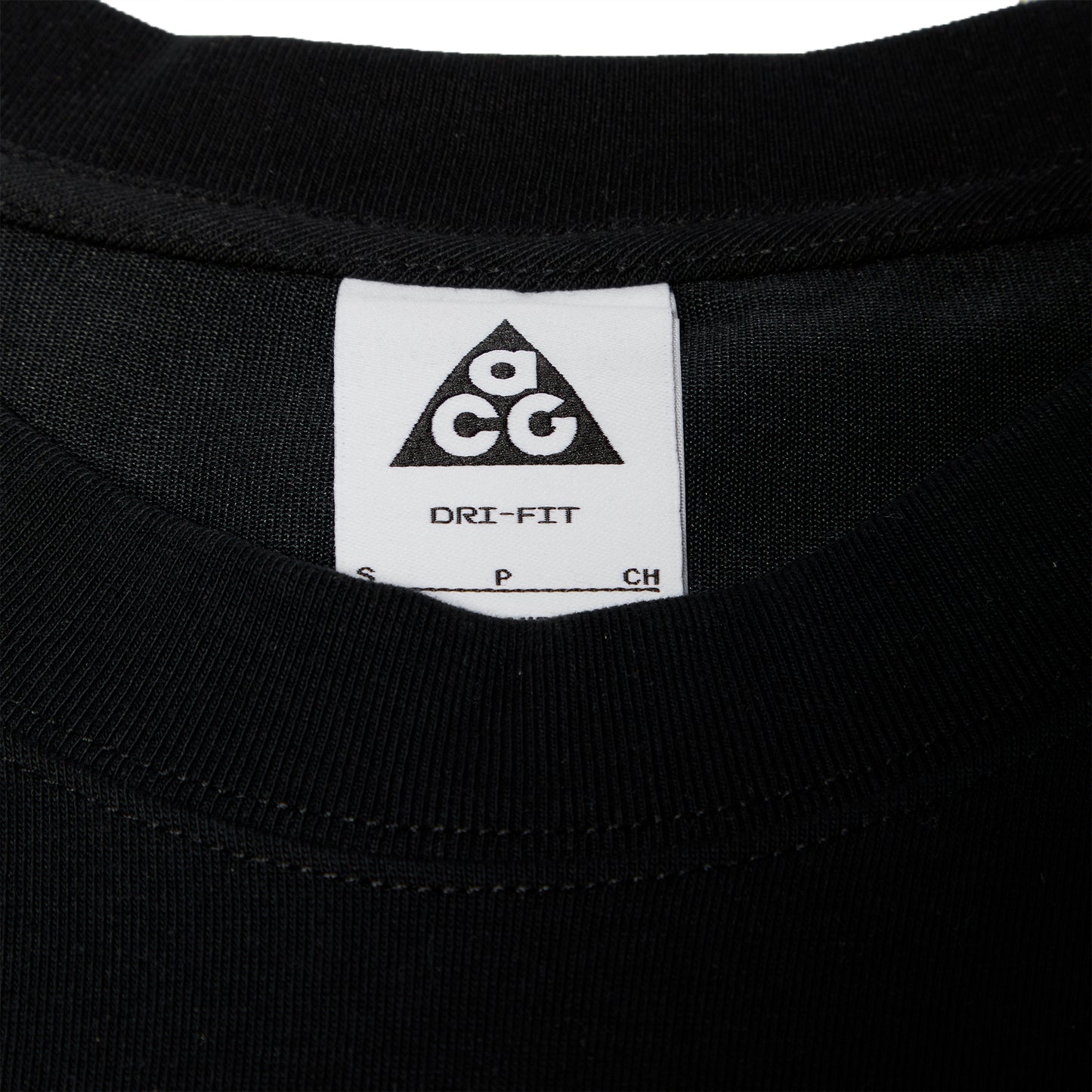 Nike ACG Short-Sleeve T-Shirt (Black)