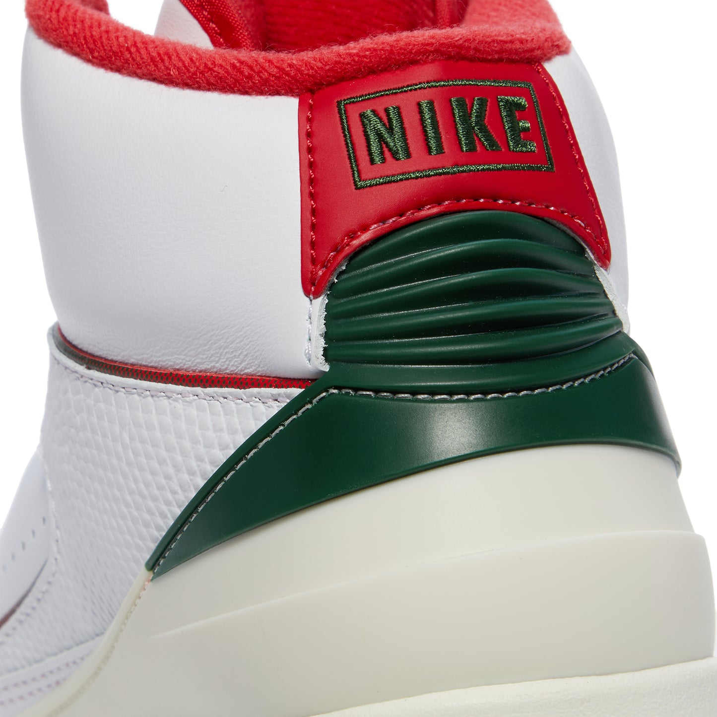 Nike Kids Air Jordan 2 Retro (White/Fire Red/Fir/Sail)