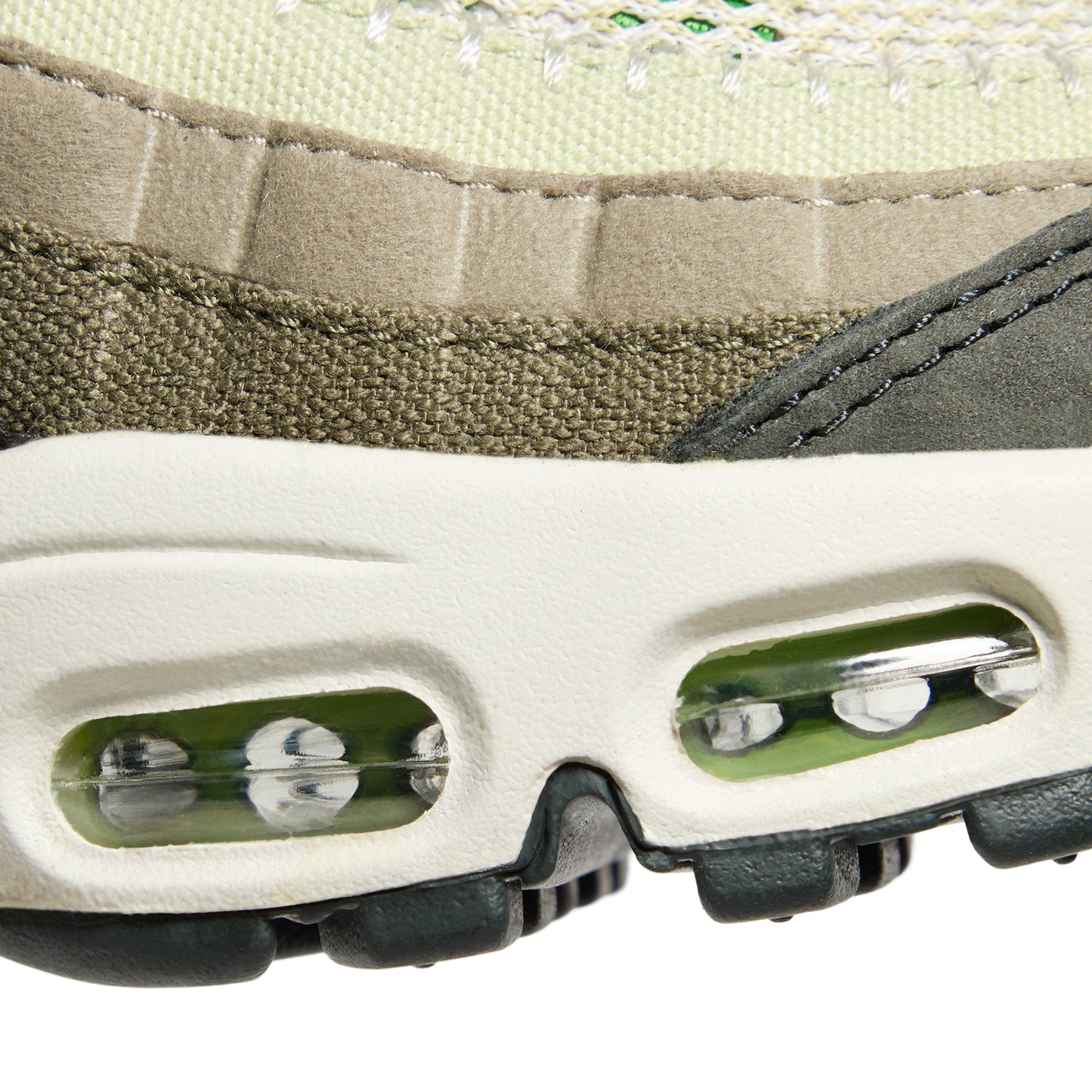 Nike Womens Air Max 95 (Night Forest/Chlorophyll/Medium Olive)