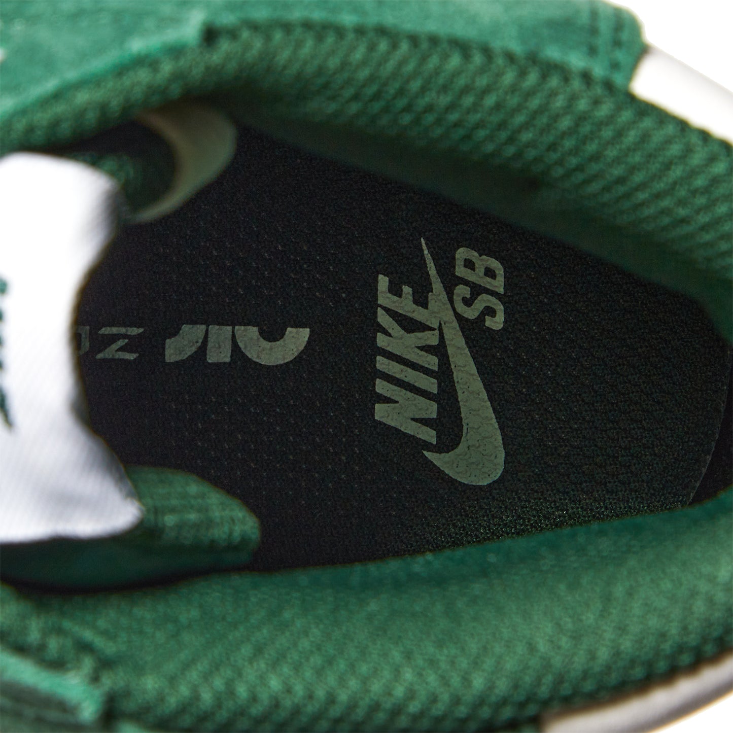 Nike SB Zoom Blazer Mid (Fir/White)