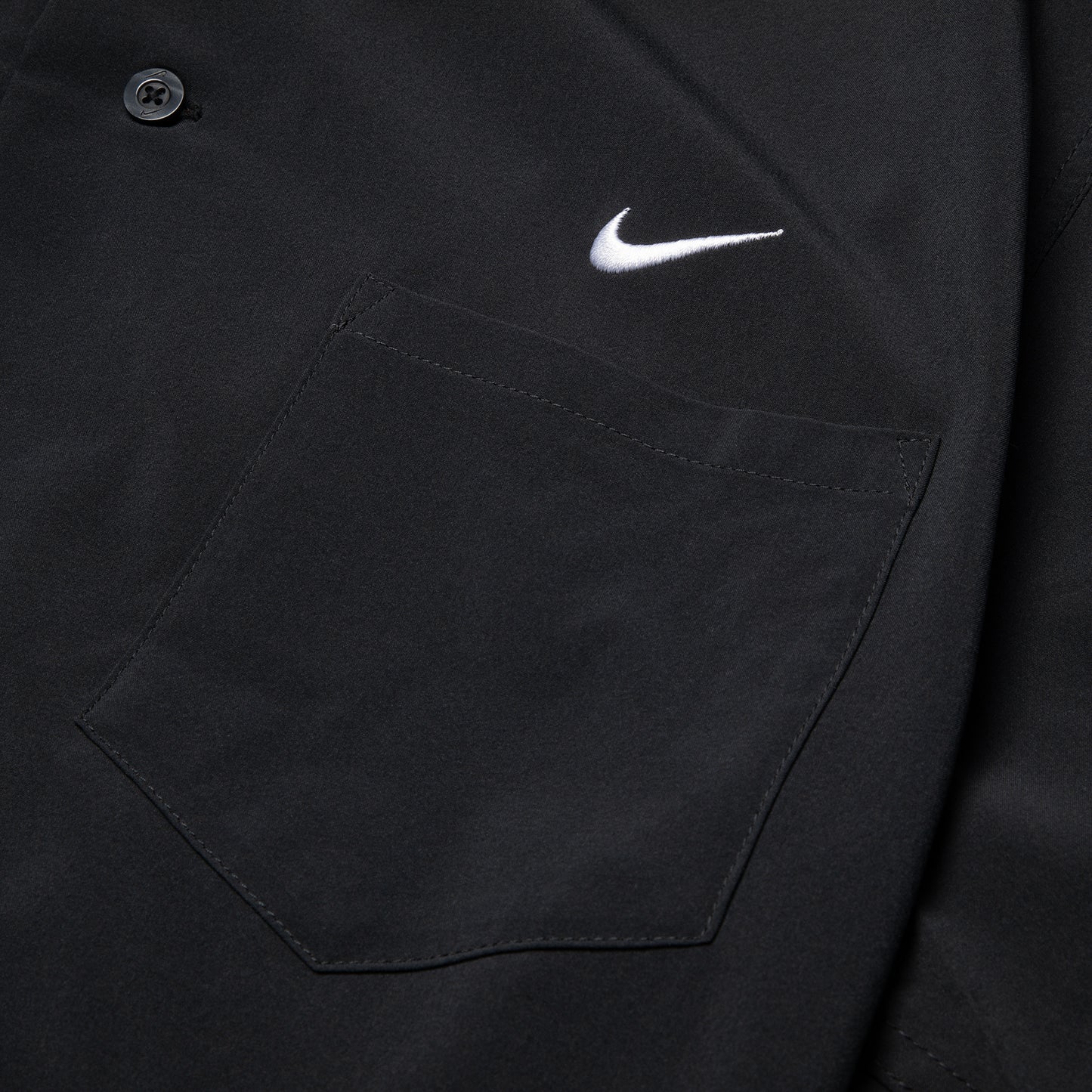 Nike SB Skate Short Sleeve Bowling Shirt (Black/White)
