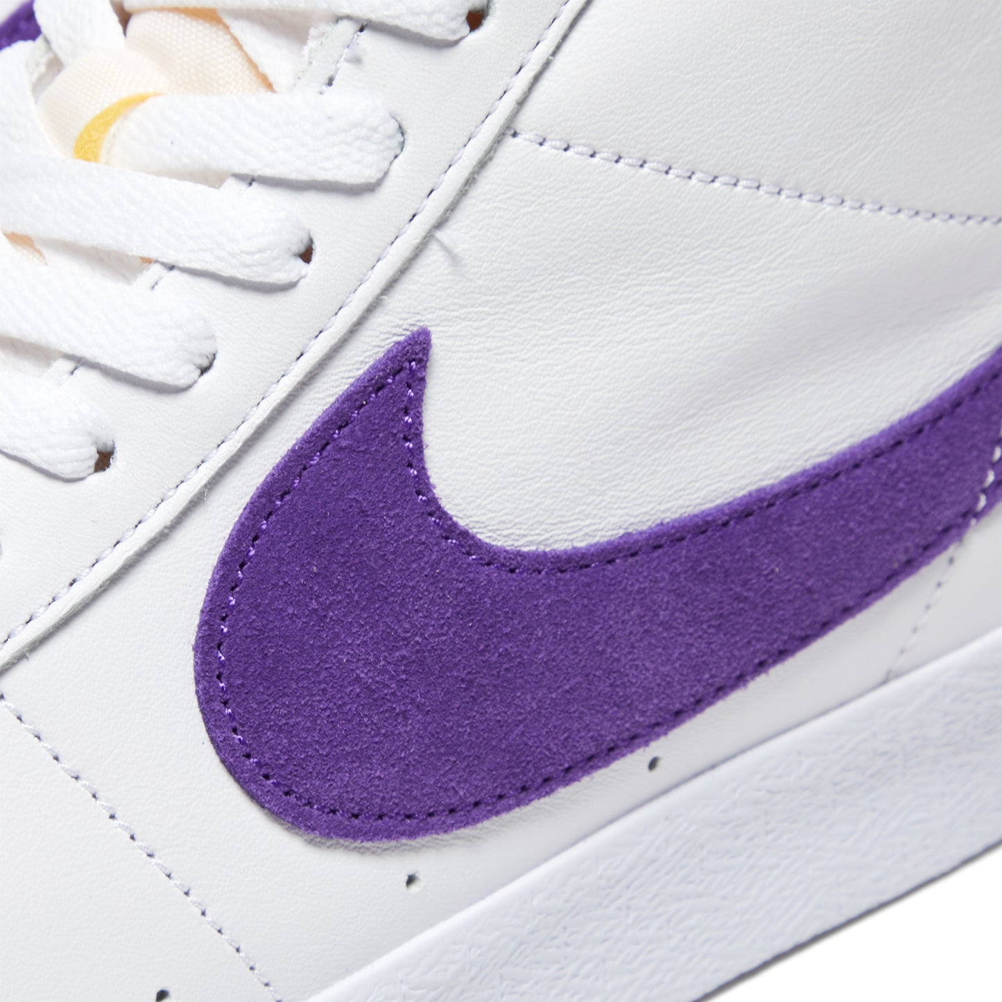 Nike SB Zoom Blazer Mid ISO (White/Court Purple/Gum Light Brown)