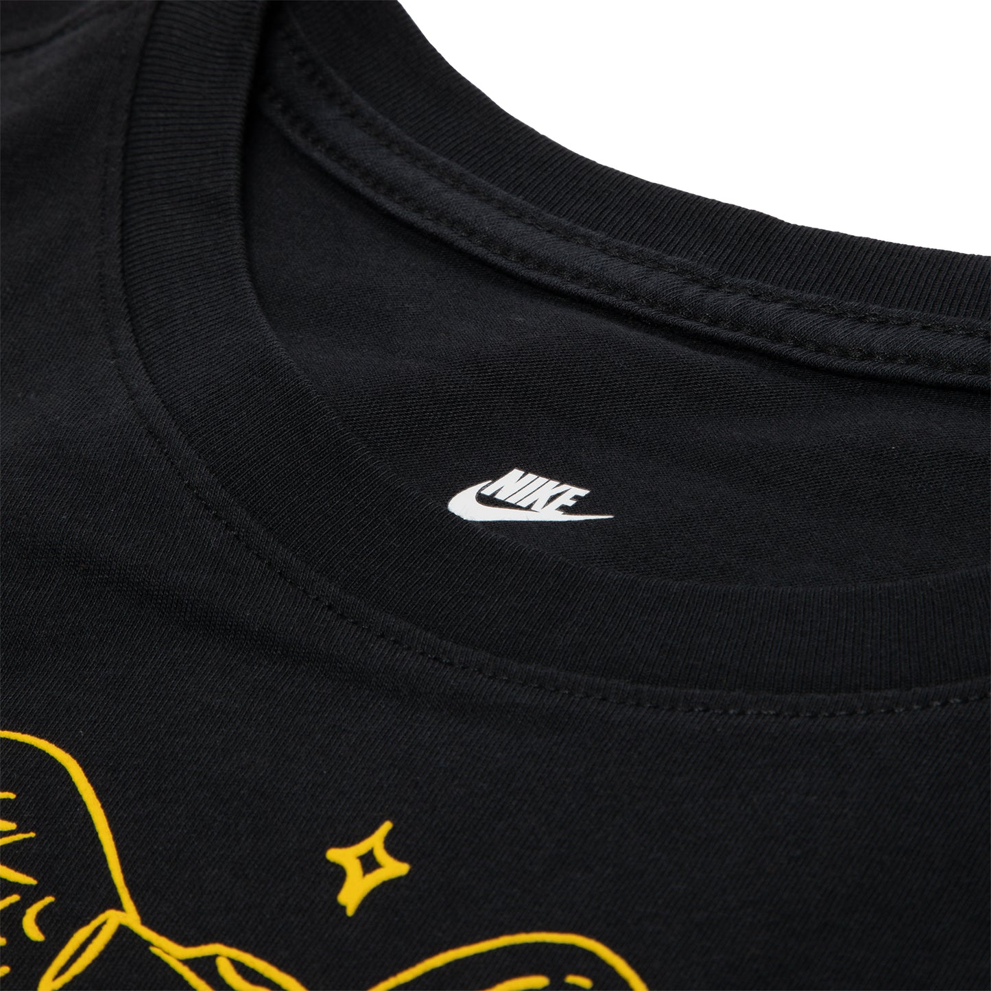 Nike Sportswear T-Shirt (Black)