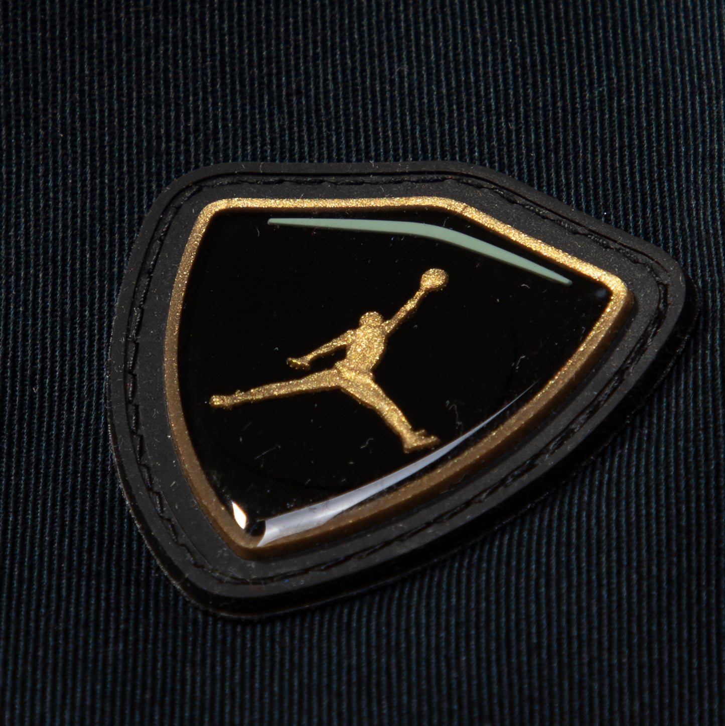 Nike Womens Air Jordan x Aleali May Crew Shorts Bermuda (BLACK/MEDIUM OLIVE)