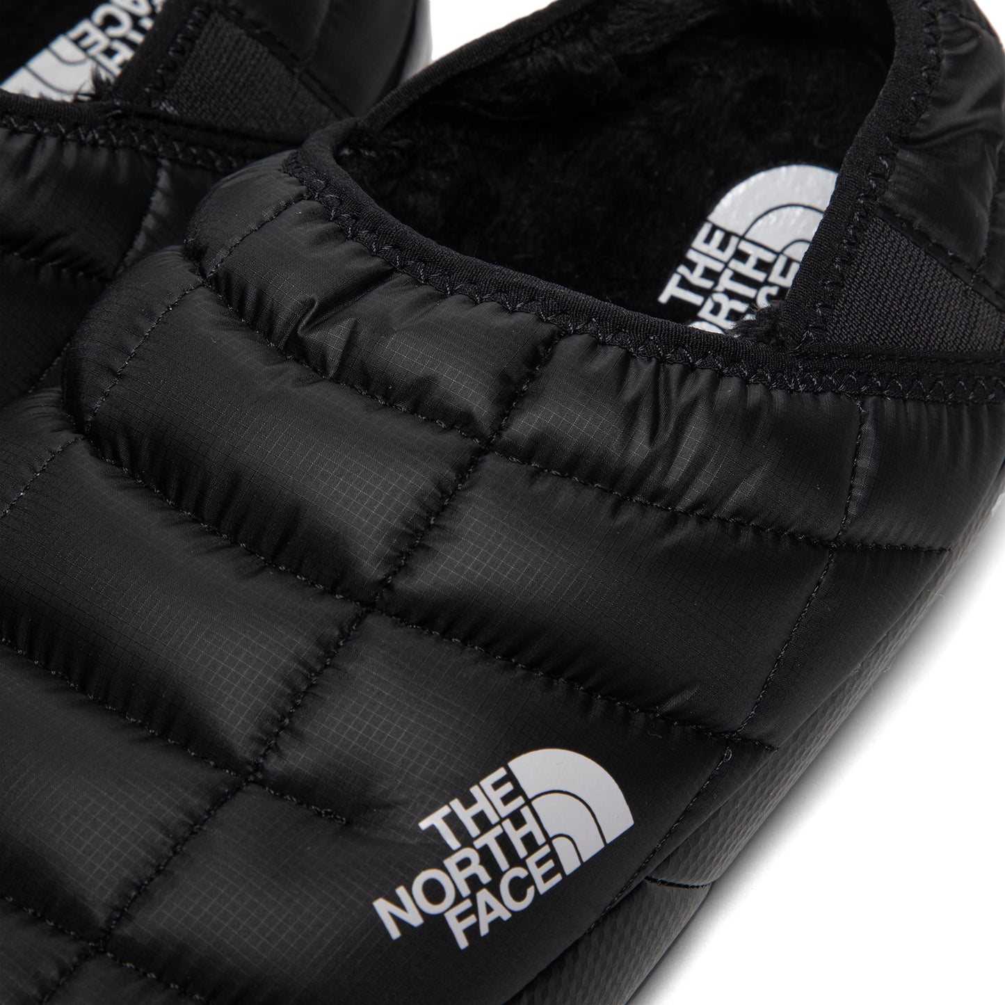 The North Face ThermoBall™ Traction Mule V (Black/White)