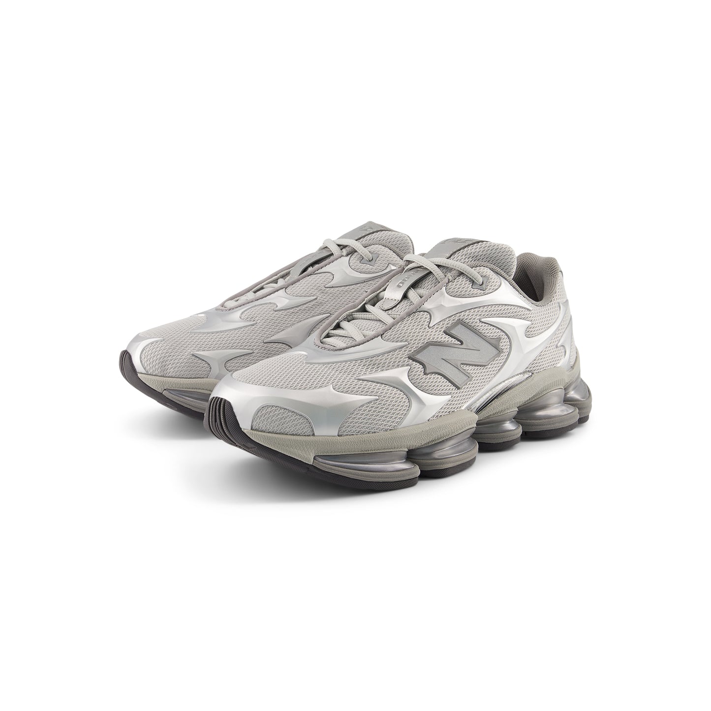 New Balance 2000 (Silver Metallic)