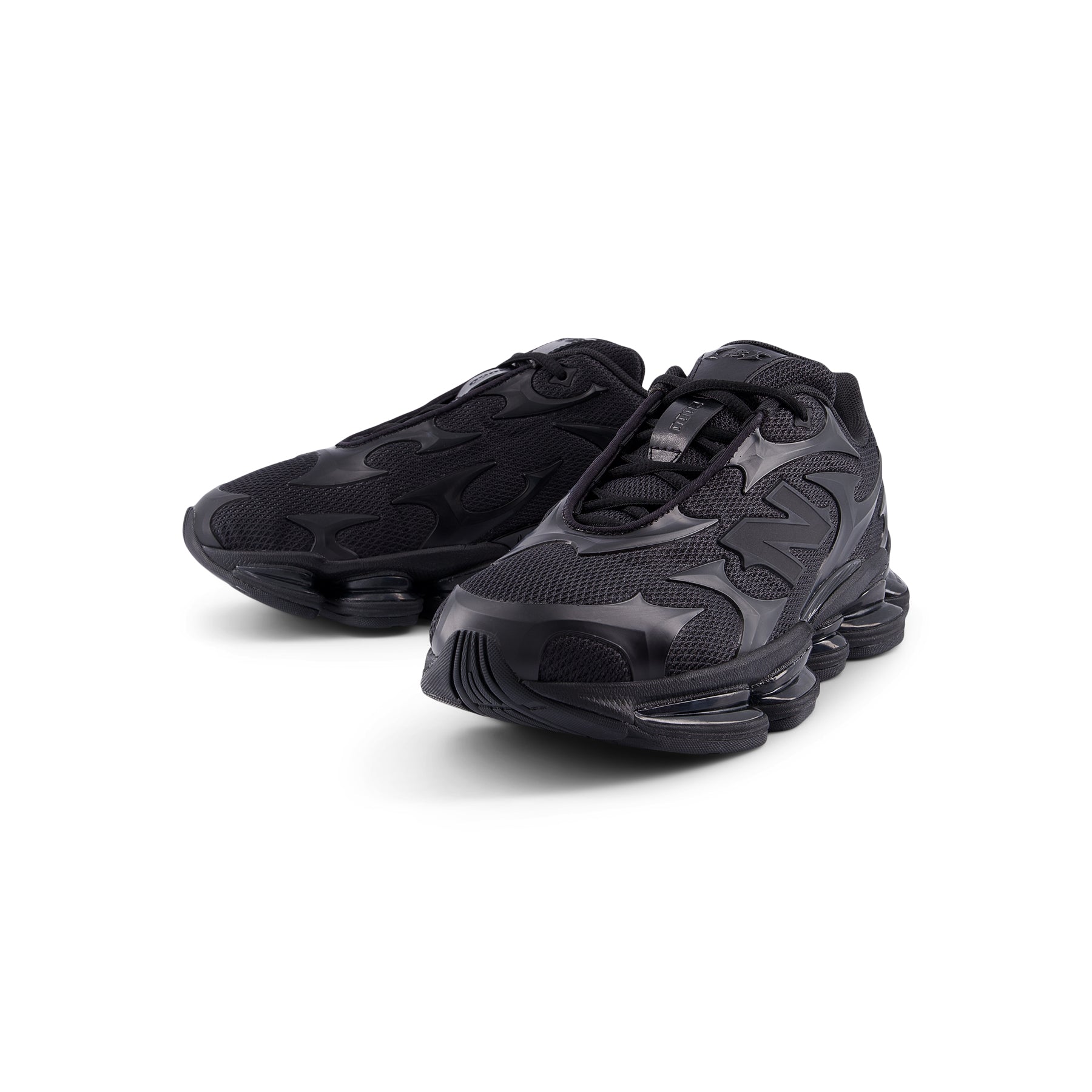 New Balance 2000 (Black/Black)