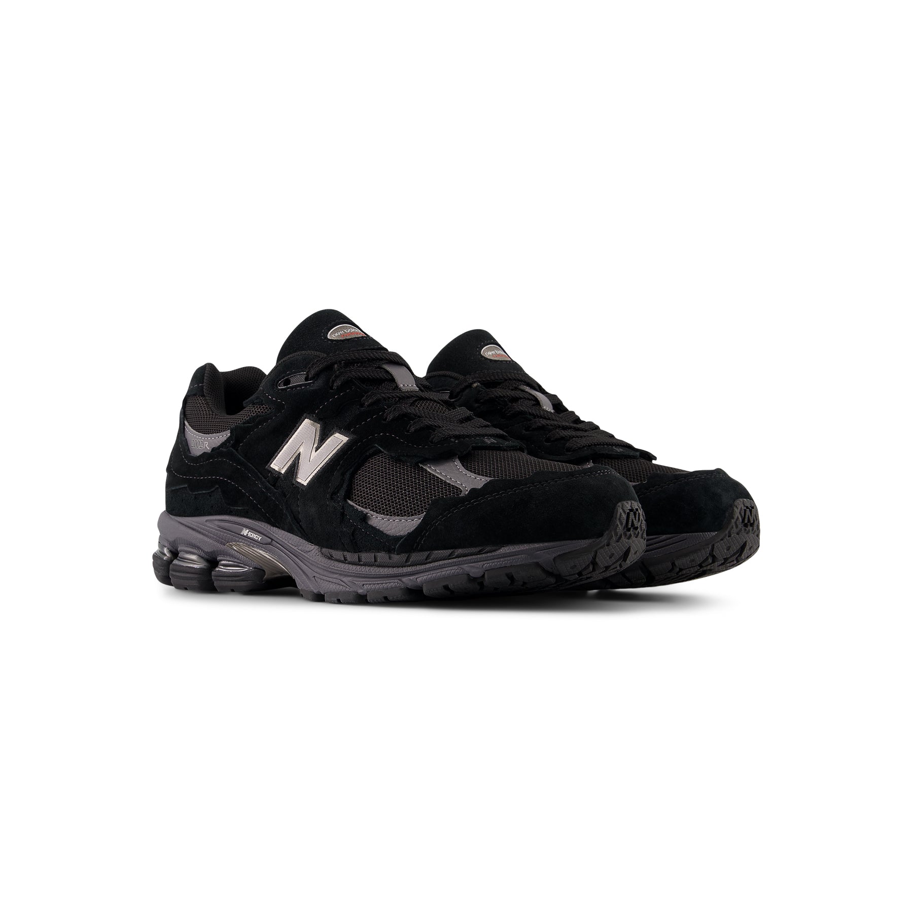 New Balance 2002R Gore-Tex (Black/Magnet) – CNCPTS