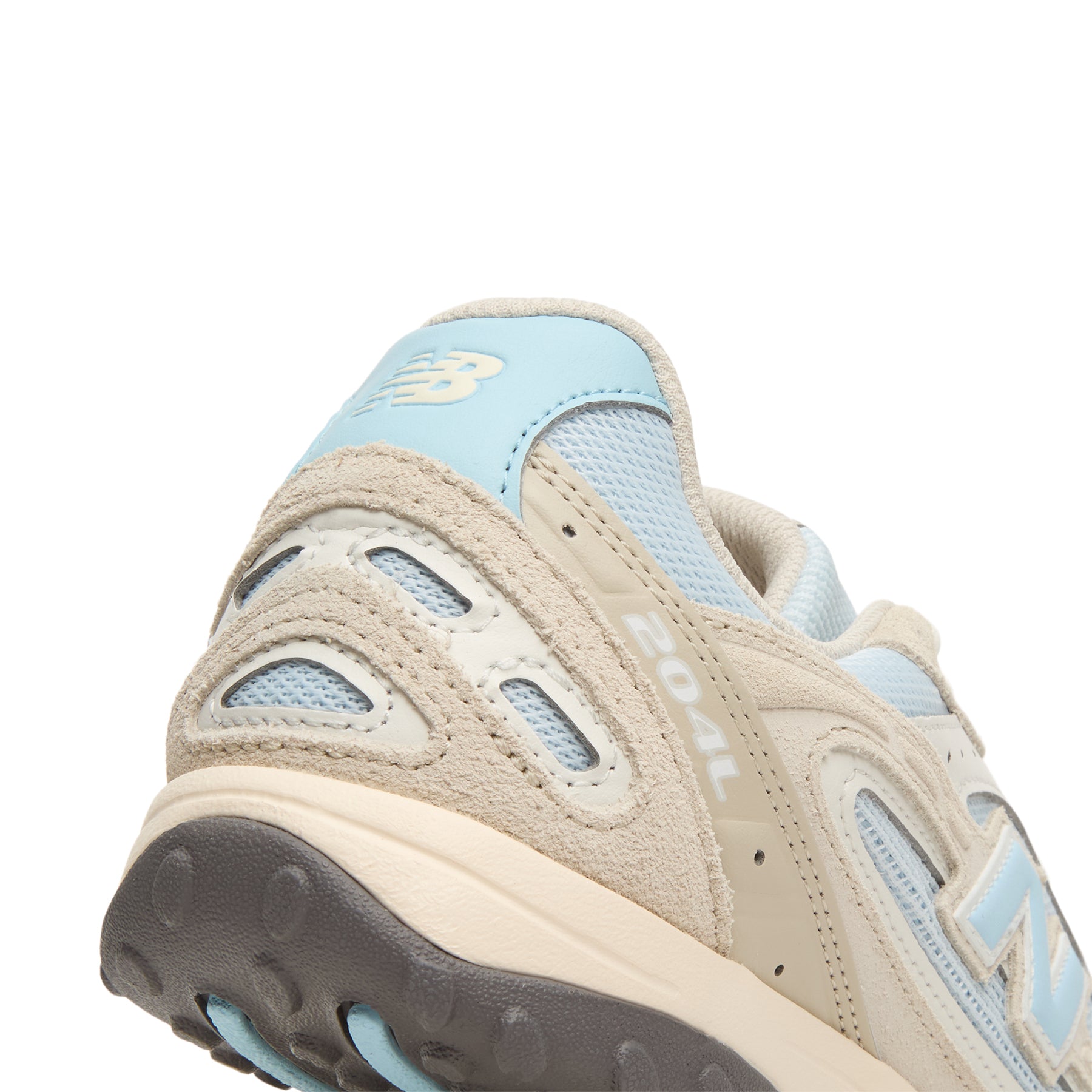 New Balance 204L (Silver) – CNCPTS