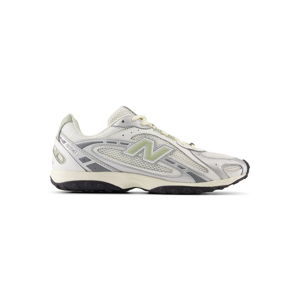 New Balance 204L (Silver Metallic/Garter Snake) – CNCPTS