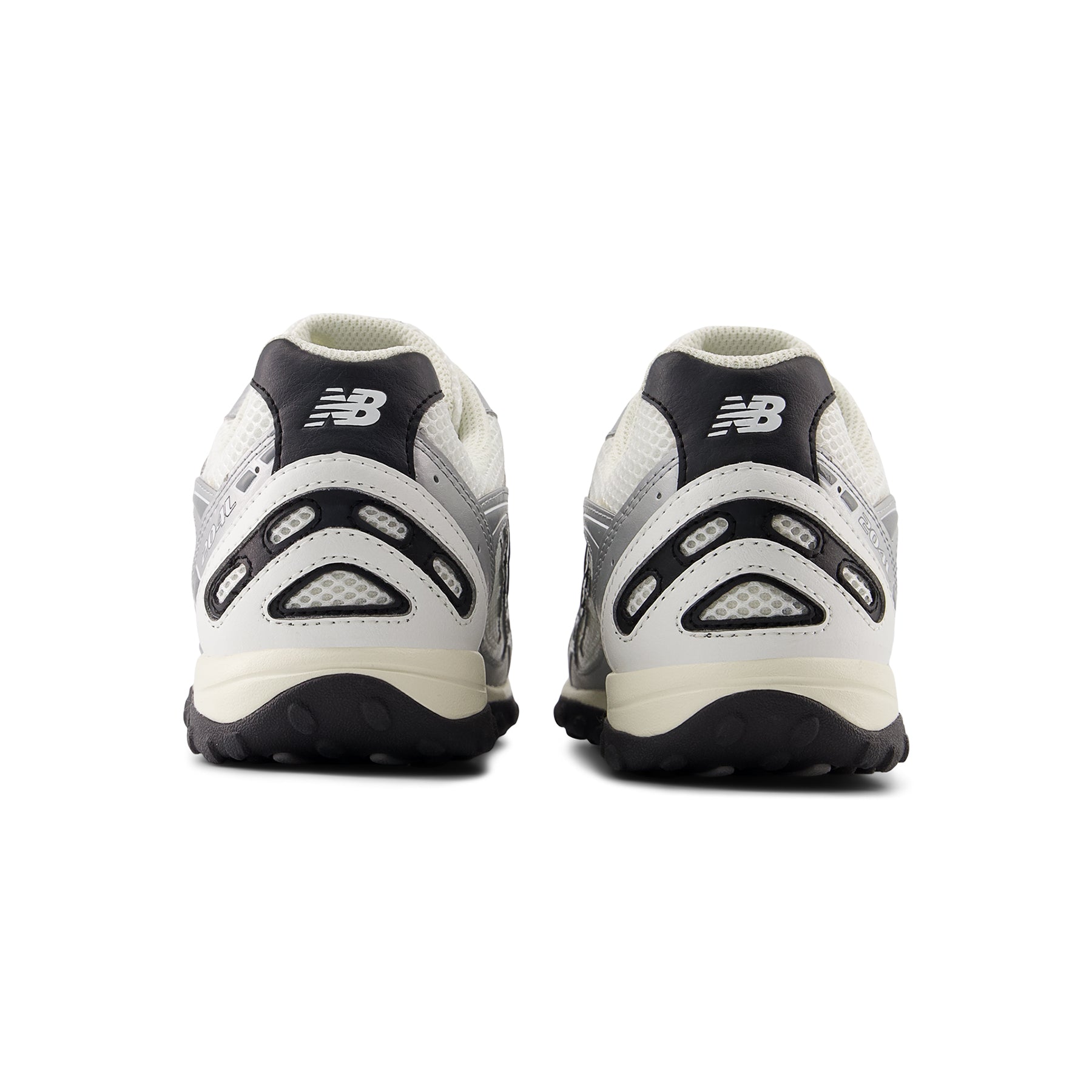 New Balance 204L (Silver Metallic)