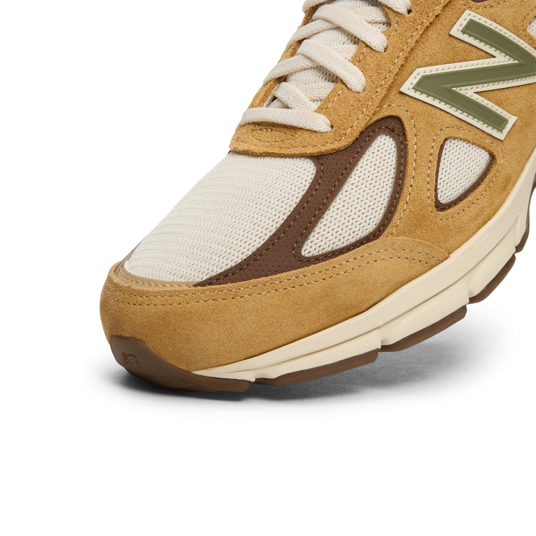 New Balance CNCPTS x Made in USA 990v4 (Pumpernickel/Dark Olivine)
