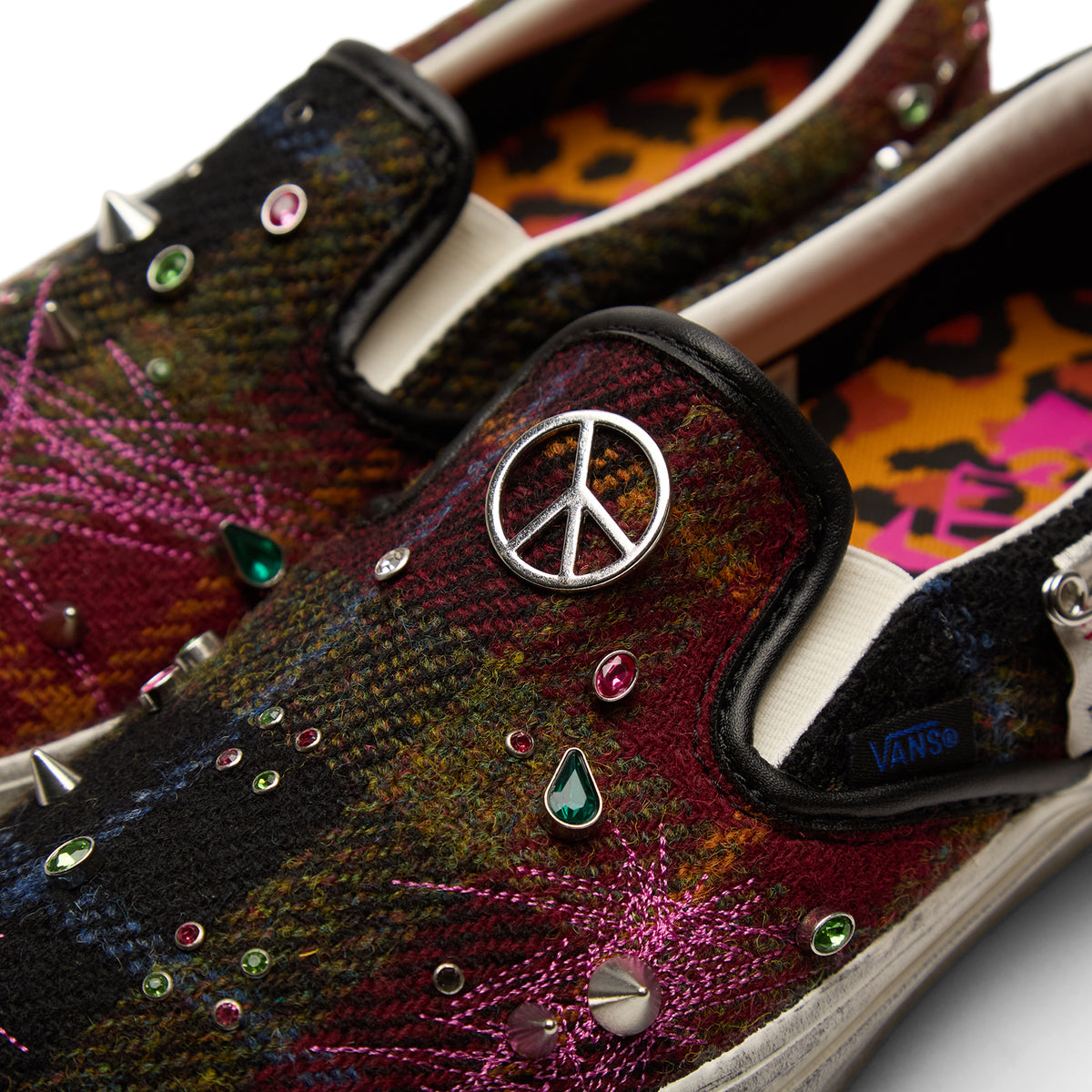 Vans LX Classic Slip On 98 Harris Tweed (Harris Tweed Red/Multi)