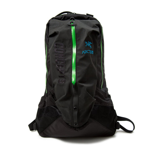 Concepts x Arc'teryx Arro 22 Backpack (Black/Pink/Lime)