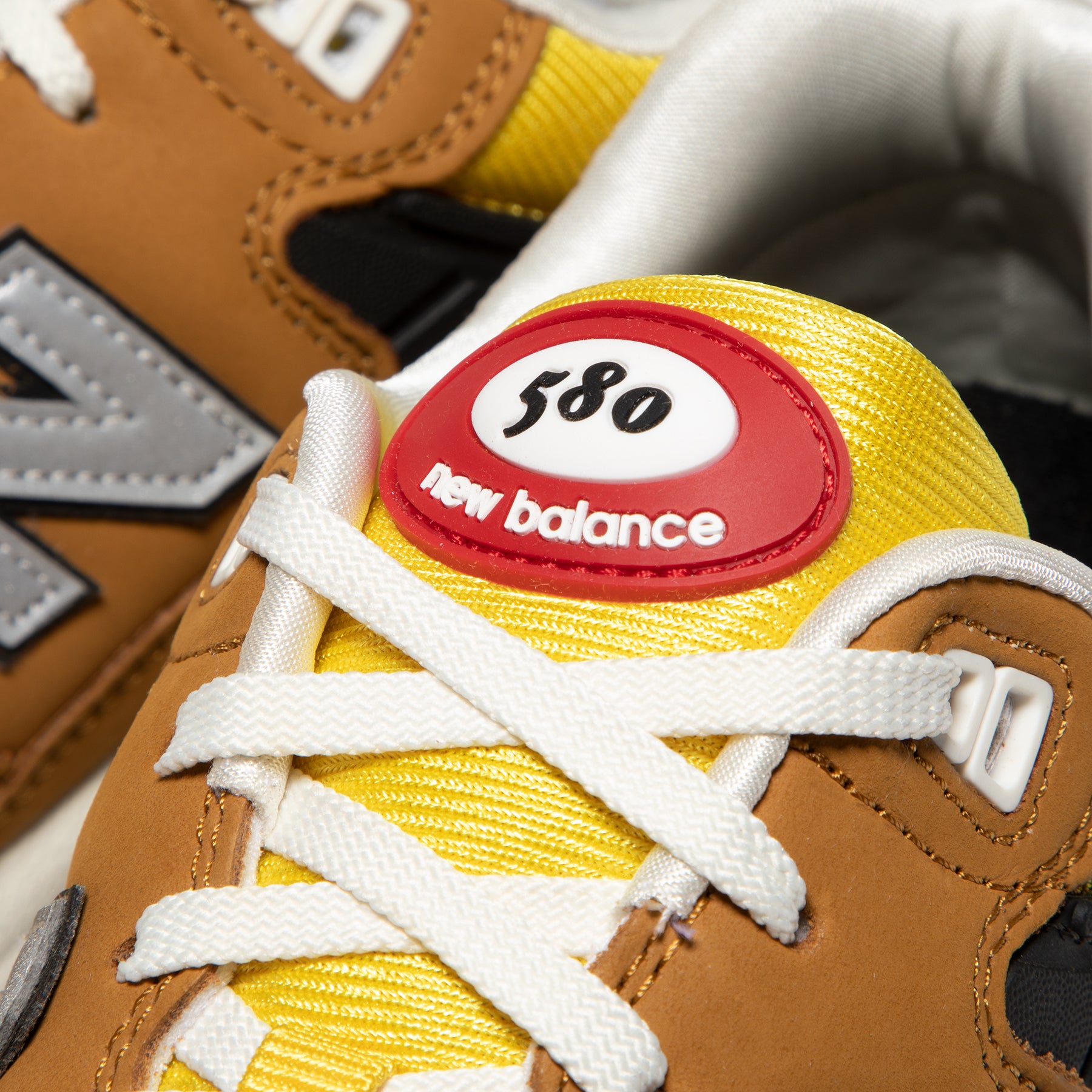 New balance yellow orange Outlet