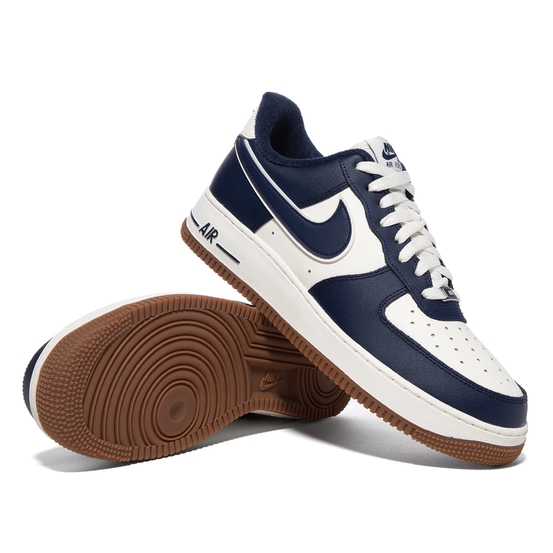 Nike Air Force 1 '07 LV8 (Sail/Midnight Navy/Gum Medium Brown)