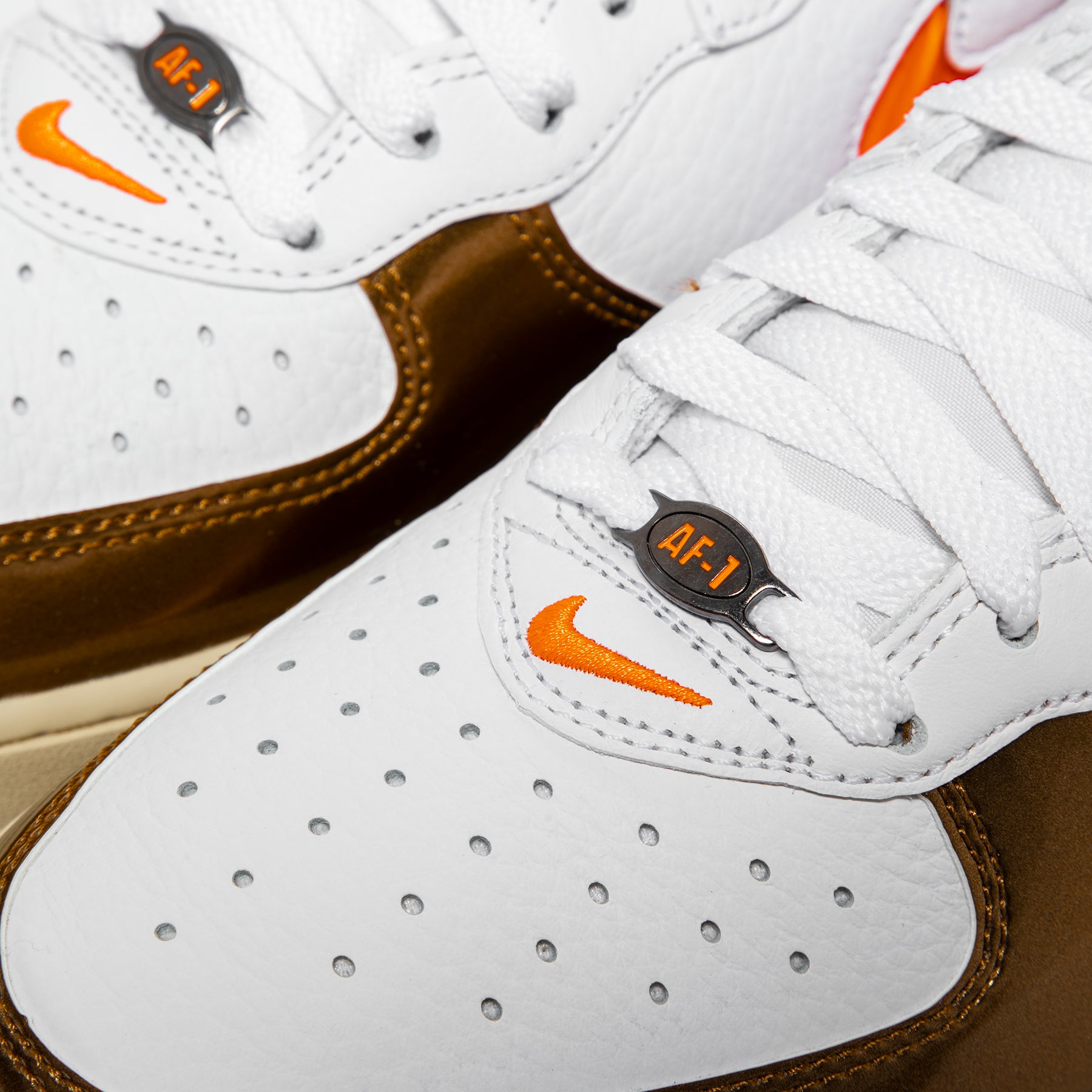  Nike Air Force 1 Mid QS Blanco/Total Orange-Ale Brown (DH5623  100) para hombre, Blanco/Naranja Total Marrón-b : Ropa, Zapatos y Joyería