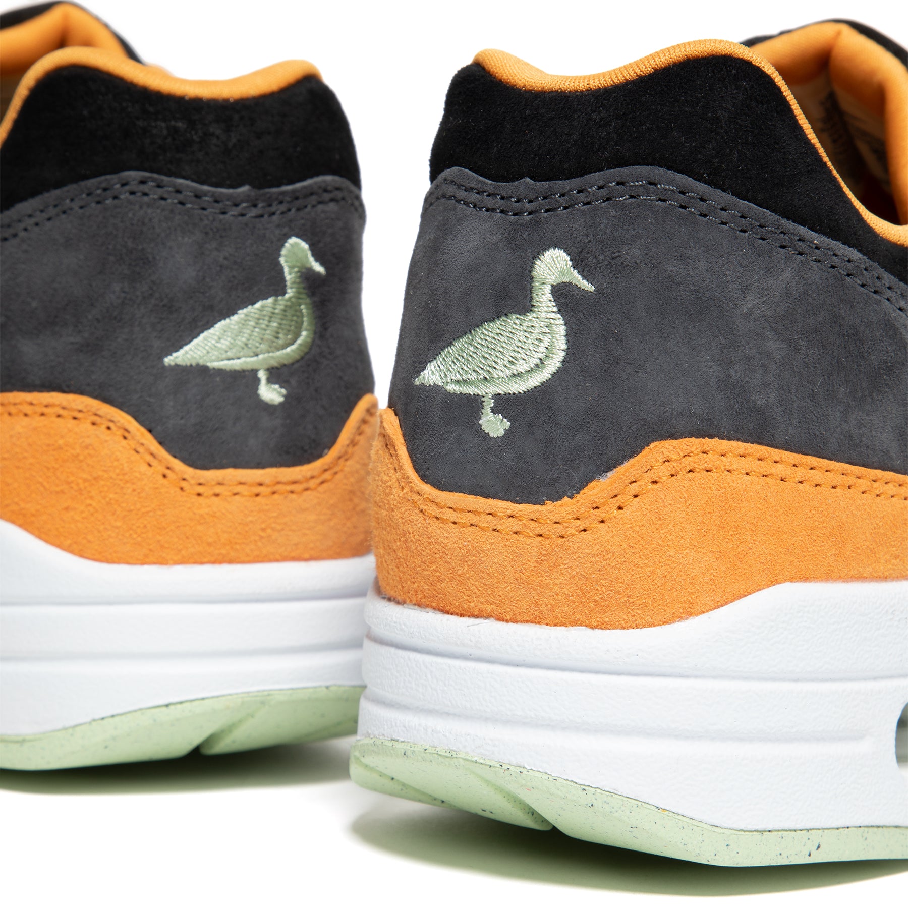 Chaussures et baskets homme Nike Air Max 1 Premium Anthracite/  Honeydew-Black-Kumquat