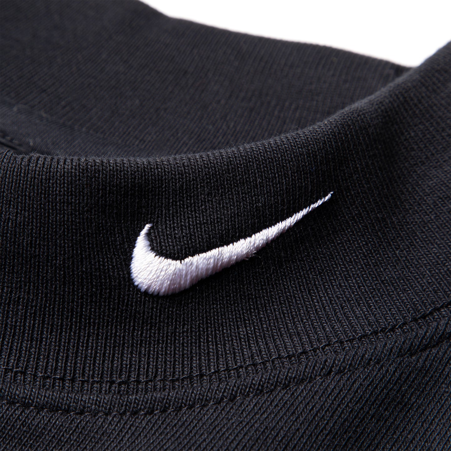 Nike Life Long-Sleeve Mock-Neck Shirt (Black/White) – CNCPTS
