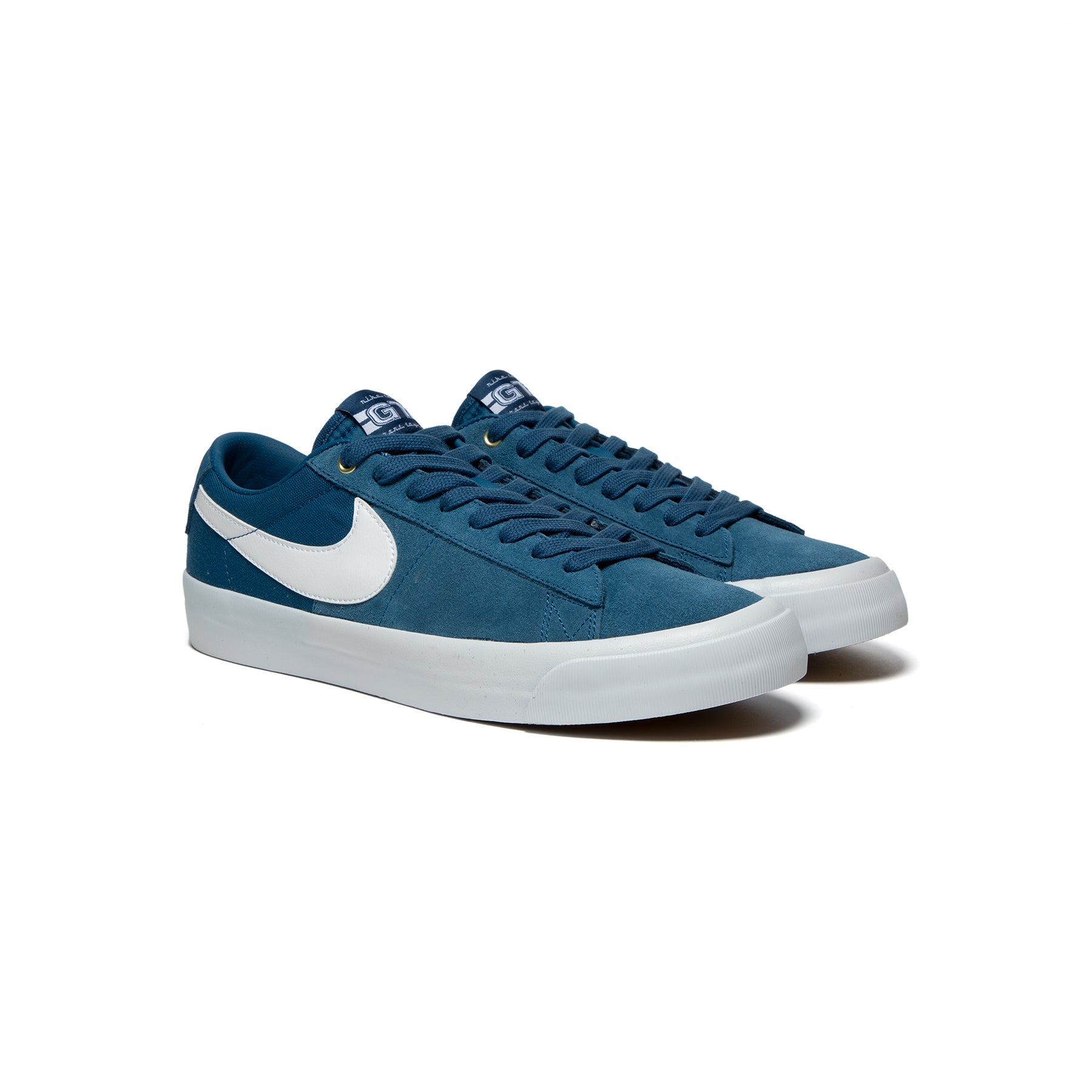 nike sb zoom blazer low pro gt qs
