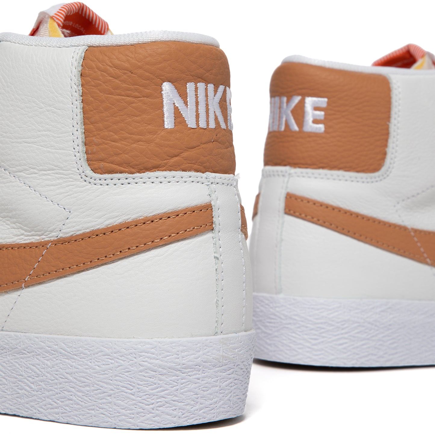 Nike SB Zoom Blazer Mid Iso (White/Light Orange)