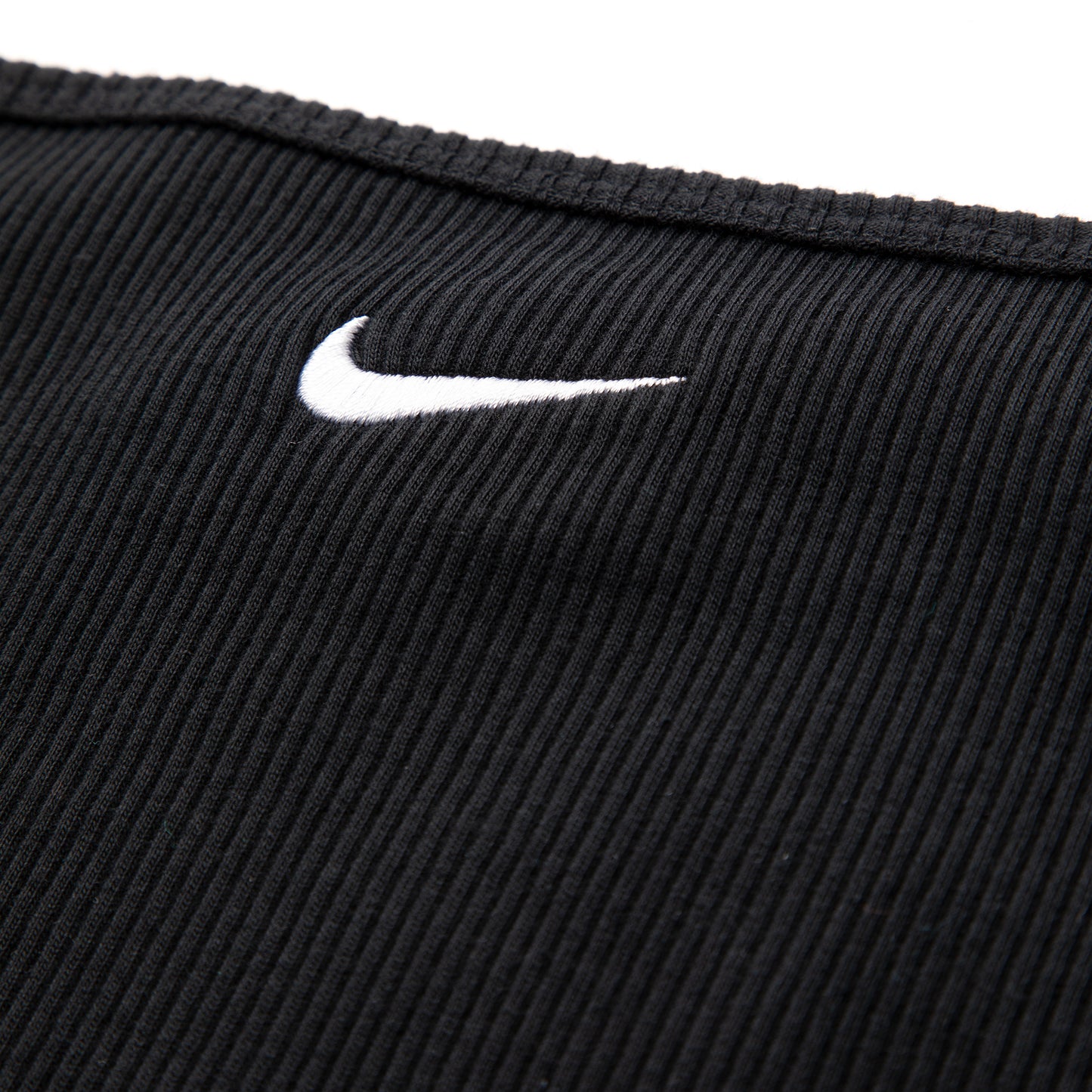 Nike Womens Sportswear Essential Ribber Crop Top (Black/White)