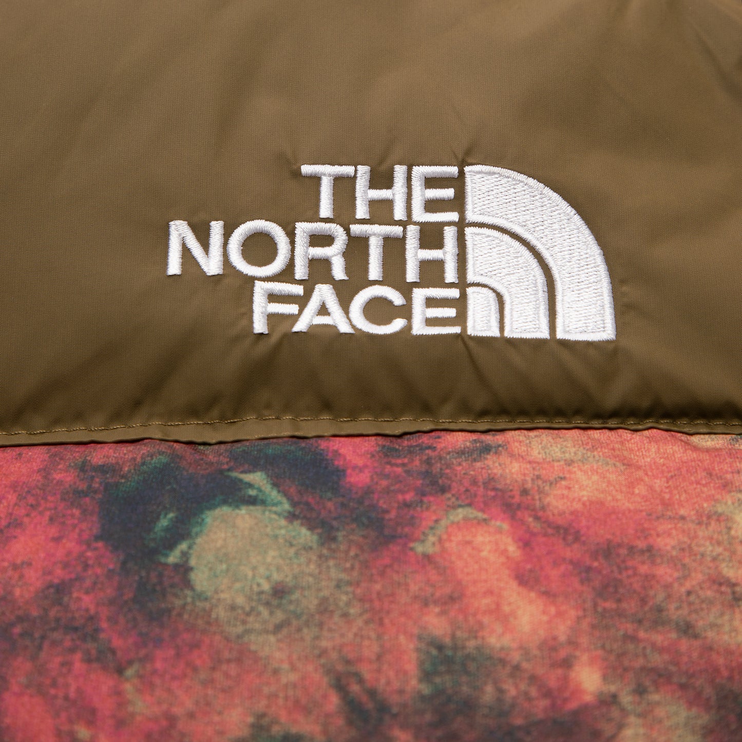 The North Face Print Nuptse Vest (Antelope Tan Ice Dye Print)